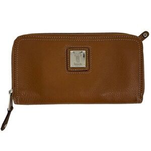 Tignanello Pebbled Leather Wallet Zip Around Coin Purse Credit Card Slots Brown